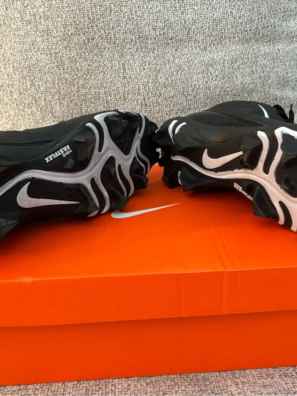 Nike Black White Athletic Cleats